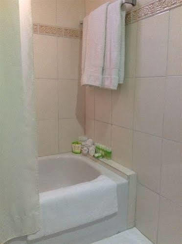 Micro Hotel Condo Suites Santo Domingo Eksteriør billede
